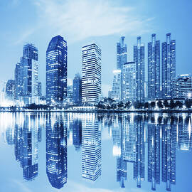 night scenes of city by Setsiri Silapasuwanchai