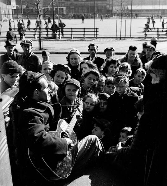 Woody Guthrie Performs on a Stoop Wall Art