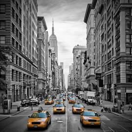 5th Avenue NYC Traffic II by Melanie Viola