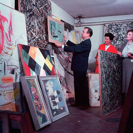 Guggenheim and The Frankfurters by Frank Scherschel