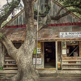 Luckenbach 2 by Scott Norris
