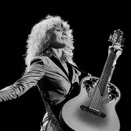 Nancy Wilson Of Heart by Paul Natkin