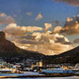 Panorama Cape Town Harbour at Sunset by David Smith