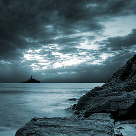 Stormy Ocean by Jaroslaw Grudzinski