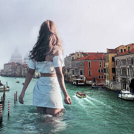 venice giant by Hansruedi Ramsauer